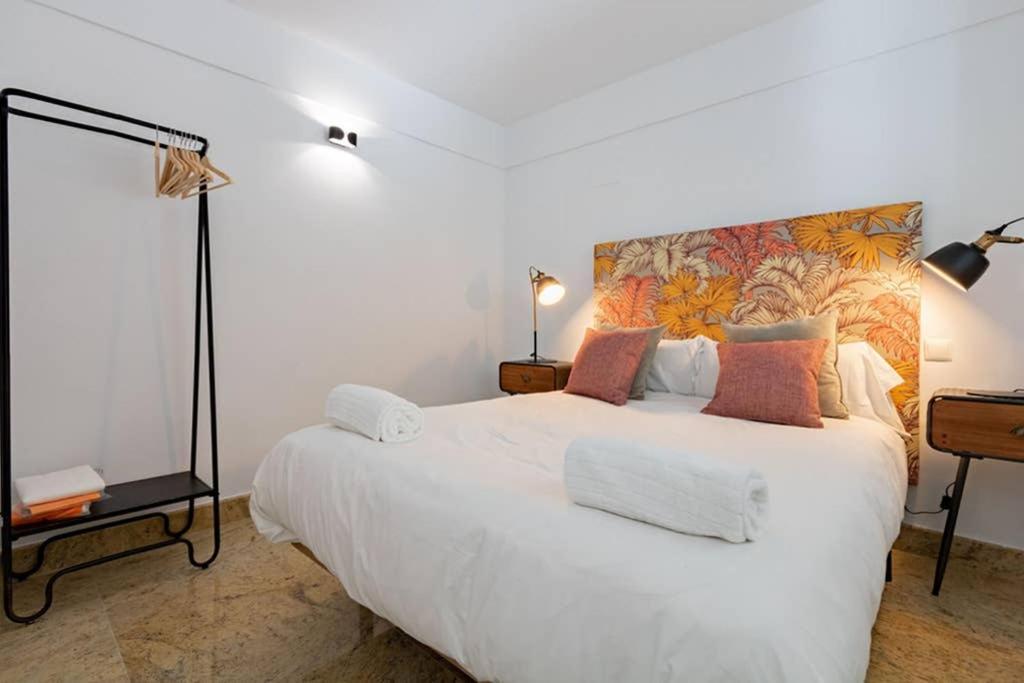 Becas Alameda Duplex By Valcambre Apartment Seville Exterior photo